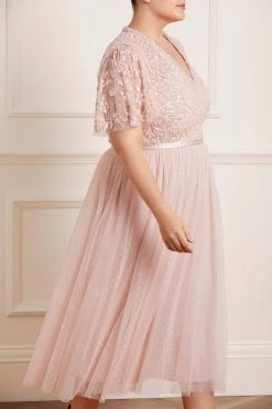 Needle & Thread Holding LTD All - Womenswear Amalie Bodice Short Sleeve V-Neck Ballerina Dress 10 Needle & Thread Holding LTD All - Womenswear Amalie Bodice Short Sleeve V-Neck Ballerina Dress