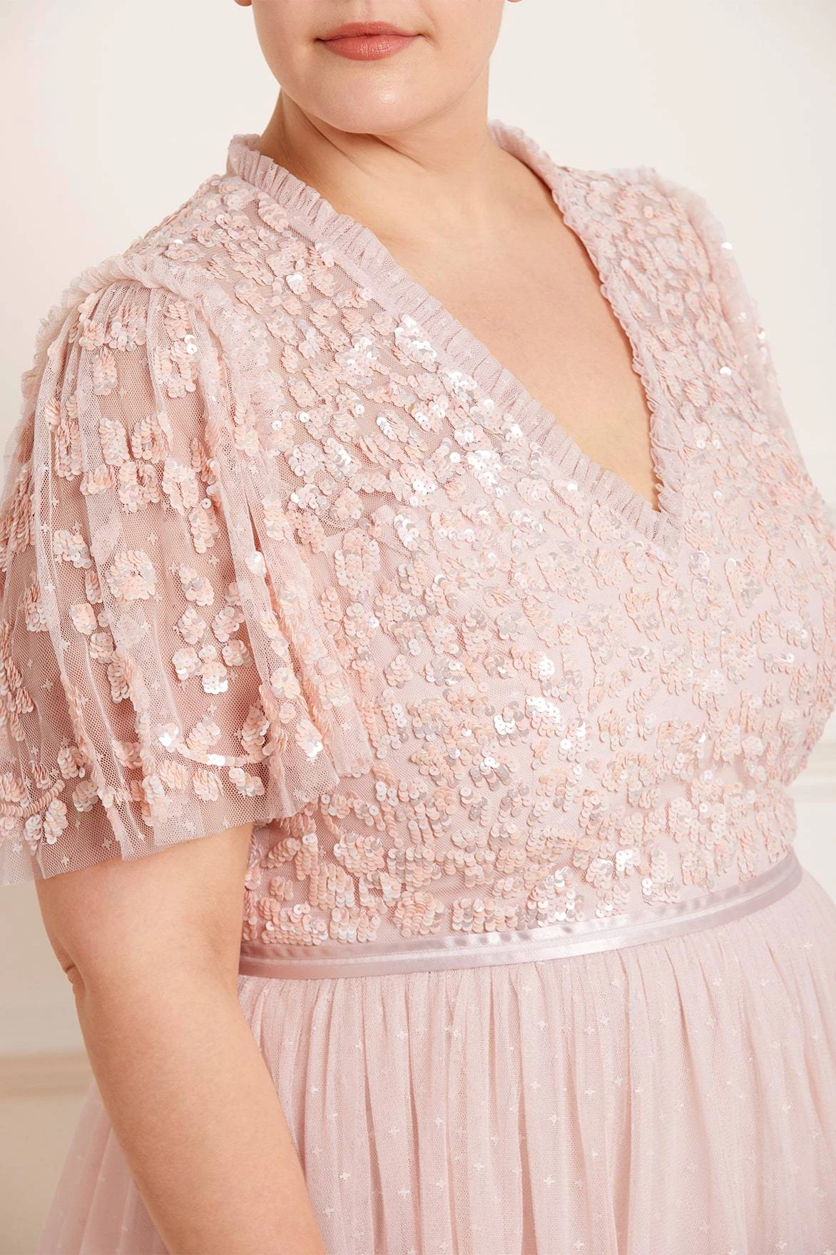 Needle & Thread Holding LTD All - Womenswear Amalie Bodice Short Sleeve V-Neck Ballerina Dress 5 Needle & Thread Holding LTD All - Womenswear Amalie Bodice Short Sleeve V-Neck Ballerina Dress