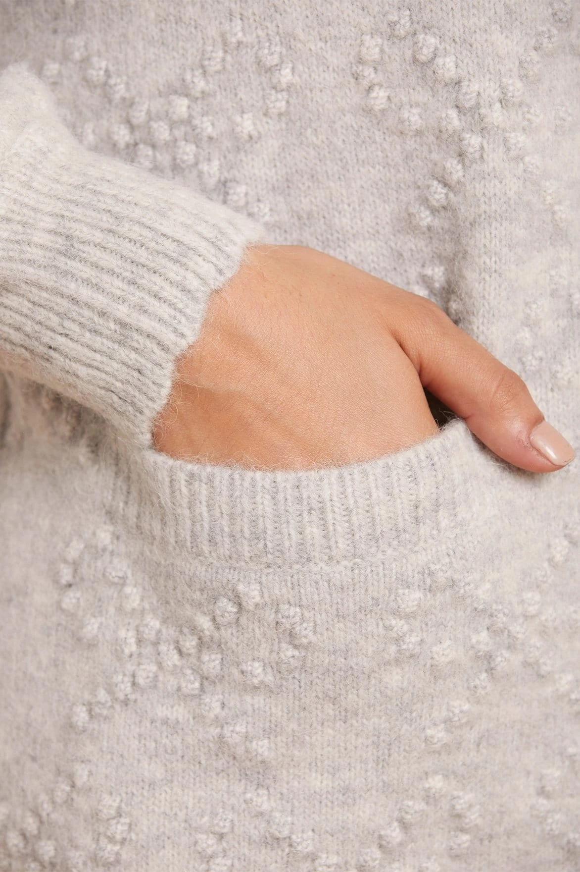 Needle & Thread Holding LTD All - Womenswear Bow Stitch Longline Cardigan 4 Needle & Thread Holding LTD All - Womenswear Bow Stitch Longline Cardigan