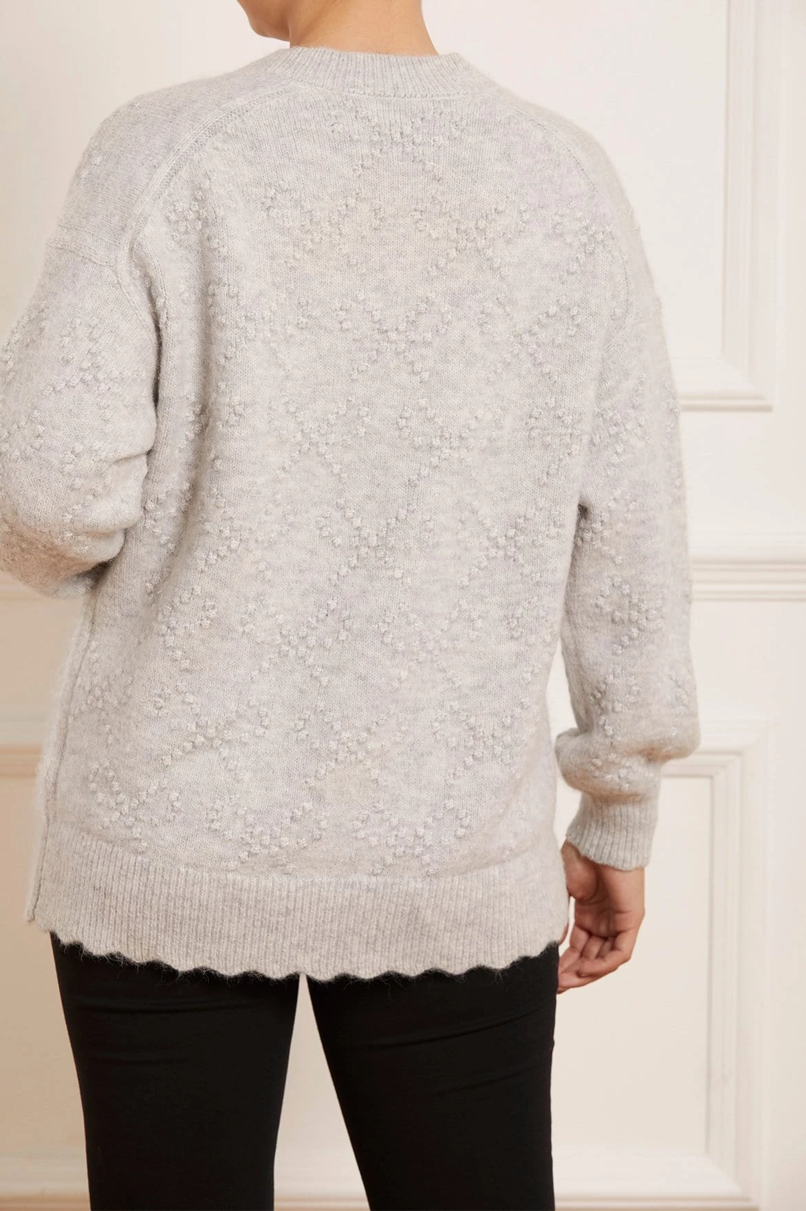 Needle & Thread Holding LTD All - Womenswear Bow Stitch Longline Cardigan 7 Needle & Thread Holding LTD All - Womenswear Bow Stitch Longline Cardigan